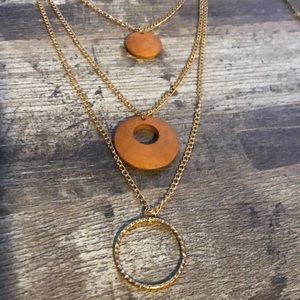 GOLD & WOOD CIRCLE NECKLACE